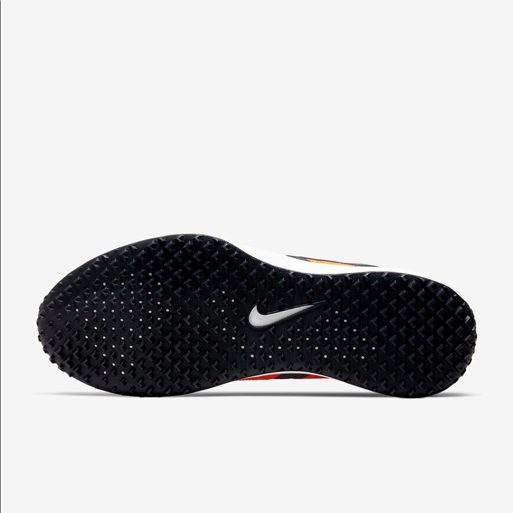 Nike Varsity Compete TR 2 Gray Training Wolf Shoes - Picture 5 of 5